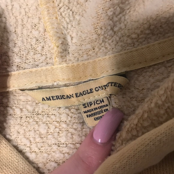 american eagle sweatshirt - Picture 2 of 4